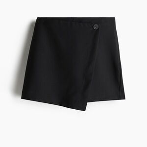H&M Elegant Black Skirt